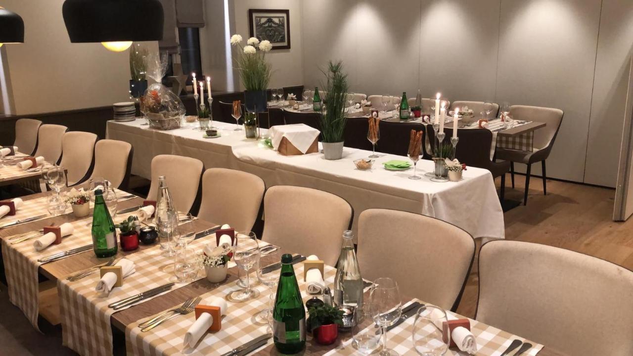 L'Auberge De Mezieres Bagian luar foto