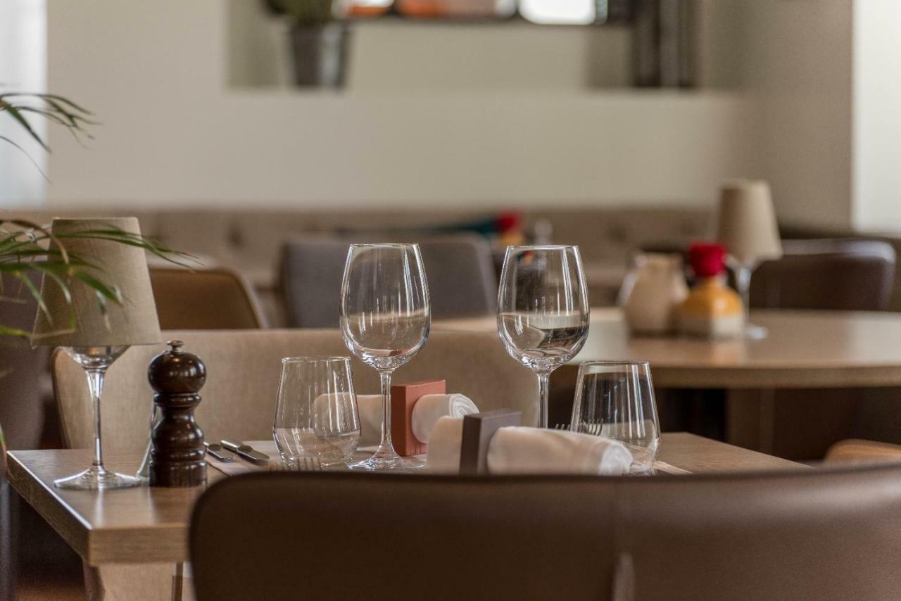 L'Auberge De Mezieres Bagian luar foto