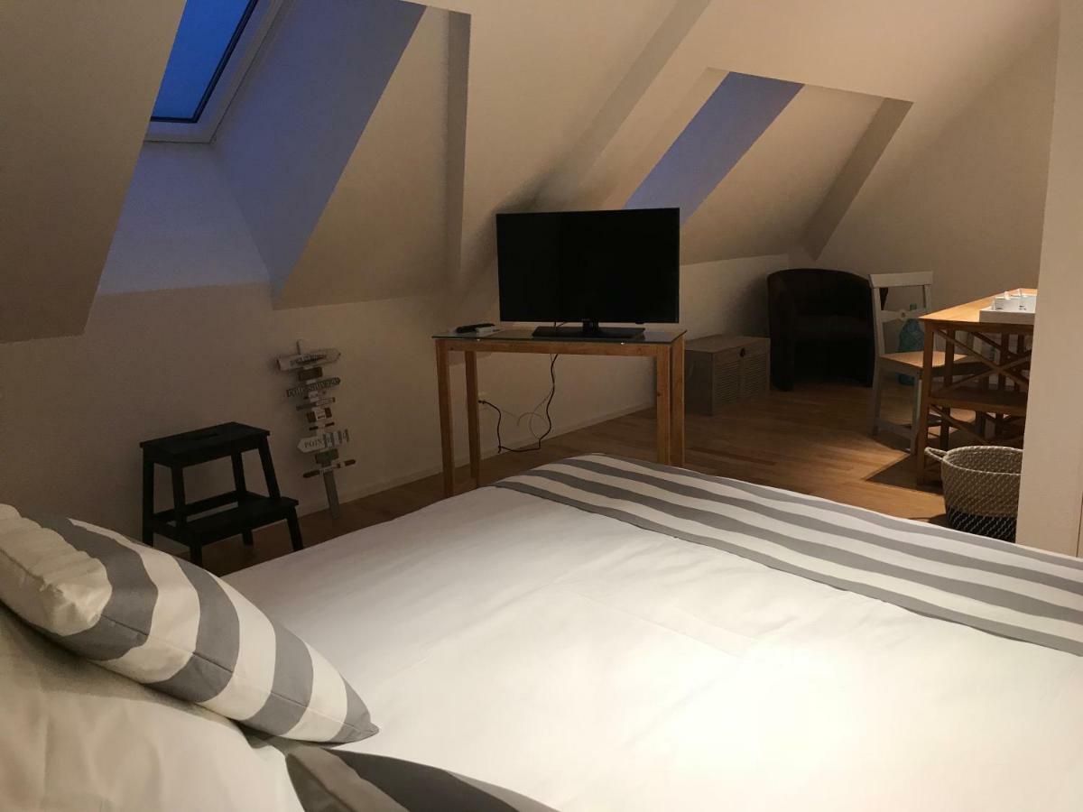 L'Auberge De Mezieres Bagian luar foto
