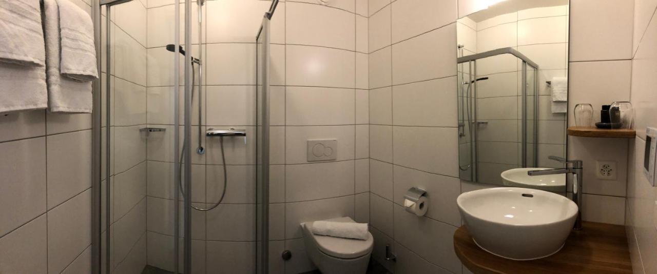 L'Auberge De Mezieres Bagian luar foto